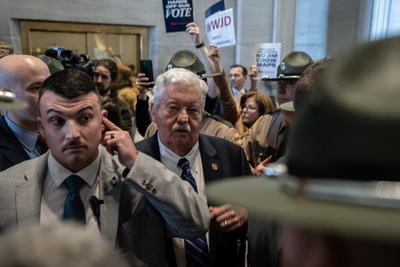 Tennessee Democratic senator suspended from committee over special session protest