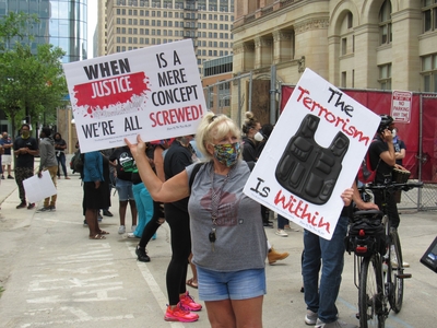Black Lives Matter protesters gather and march to the Milwaukee City Hall. Many called for the removal of Milwaukee police Chief Alfonso Morales. (Photo by Isiah Holmes)