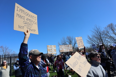 Protesters gather outside of the Milwaukee FBI office to speak out against the arrest of Milwaukee Circuit Court Judge Hannah Dugan (Photo by Isiah Holmes/Wisconsin Examiner)