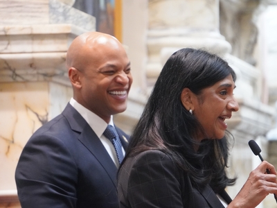 Handshakes, hugs and kisses on legislature’s first day; the arm-wrestling comes next