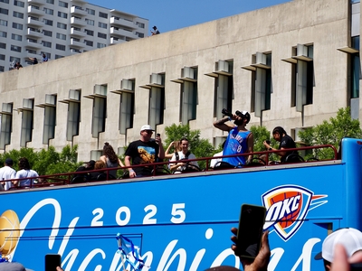 Nearly 500,000 line parade route to celebrate Oklahoma City Thunder’s championship victory