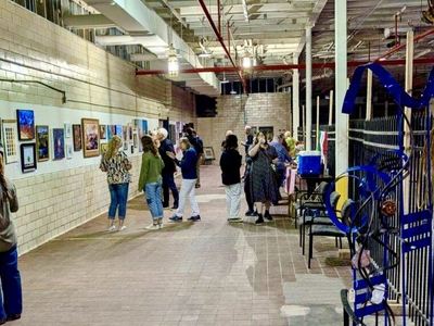 Old Omaha potato chip factory produces paintings, pottery, art pieces