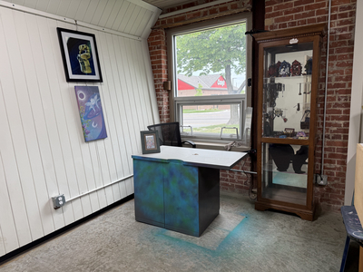 Old Omaha potato chip factory produces paintings, pottery, art pieces