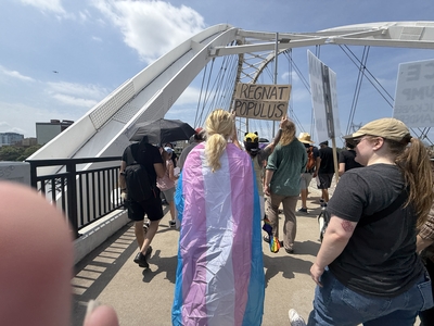 Thousands turn out for Arkansas ‘No Kings’ protests