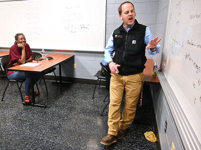 ‘It’s just convenient for me’: New Hinds Community College program topples barriers to higher education&nbsp;&nbsp;