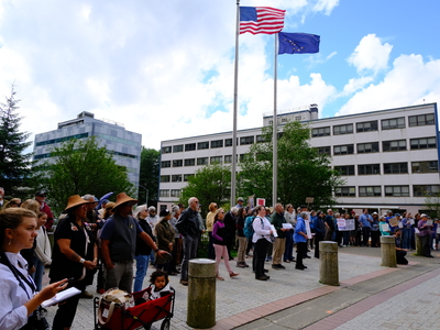 Demonstrators gather in front of the Capitol on Aug. 2, 2025 (Photo by Corinne Smith/Alaska Beacon)