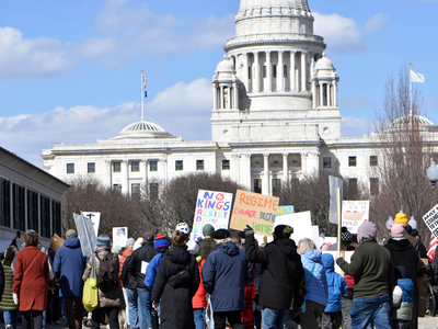 No Kings protest crowd at RI State House estimated as high as 20,000