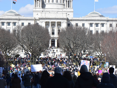 No Kings protest crowd at RI State House estimated as high as 20,000