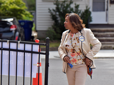 Foulkes wins Democratic gubernatorial primary, marking historic loss for McKee
