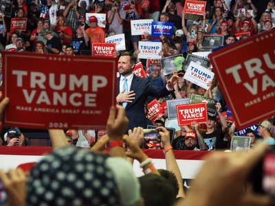 Trump and Vance talk RNC, assassination attempt and manufacturing at Grand Rapids rally