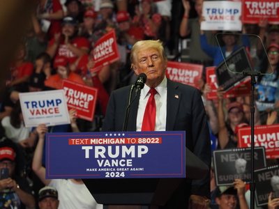 Trump and Vance talk RNC, assassination attempt and manufacturing at Grand Rapids rally