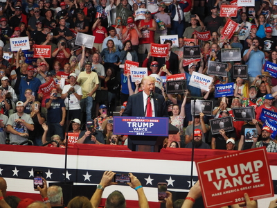 Trump and Vance talk RNC, assassination attempt and manufacturing at Grand Rapids rally