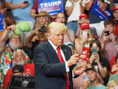 Trump and Vance talk RNC, assassination attempt and manufacturing at Grand Rapids rally