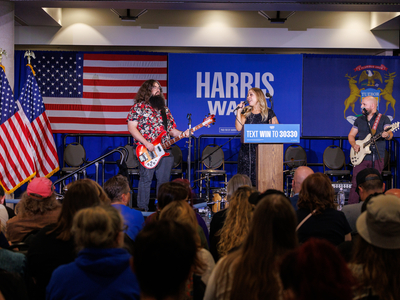 In Saginaw, Sanders decries &lsquo;war&rsquo; against working class, calls Trump a &lsquo;pathological liar&rsquo;