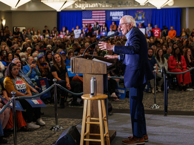 In Saginaw, Sanders decries &lsquo;war&rsquo; against working class, calls Trump a &lsquo;pathological liar&rsquo;