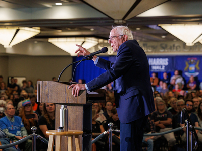 In Saginaw, Sanders decries &lsquo;war&rsquo; against working class, calls Trump a &lsquo;pathological liar&rsquo;