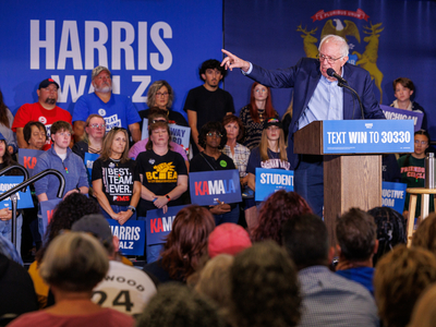 In Saginaw, Sanders decries &lsquo;war&rsquo; against working class, calls Trump a &lsquo;pathological liar&rsquo;