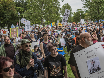 ‘Down with deportations!’ shouted by thousands at Detroit’s Clark Park amid minor confrontations
