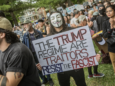‘Down with deportations!’ shouted by thousands at Detroit’s Clark Park amid minor confrontations