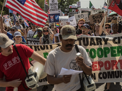 ‘Down with deportations!’ shouted by thousands at Detroit’s Clark Park amid minor confrontations
