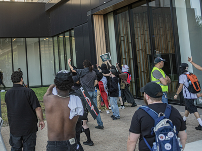 ‘Down with deportations!’ shouted by thousands at Detroit’s Clark Park amid minor confrontations