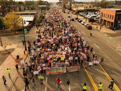 Demonstrators amplify growing fear of Trump autocracy during Michigan-wide No Kings rallies