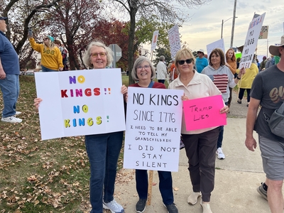 Demonstrators amplify growing fear of Trump autocracy during Michigan-wide No Kings rallies
