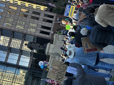 Thousands gather at ‘No Kings’ rallies across Central Ohio urging early voting