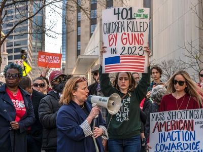 Sen. Heidi Campbell, D-Nashville, and the mother of two, addresses a crowd at a Tuesday Moms Demanding Action for Gun Sense in America rally at the Cordell Hull Legislative Building. (Photo: John Partipio)