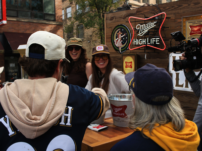 Milwaukee celebrates Brewers World Series victory