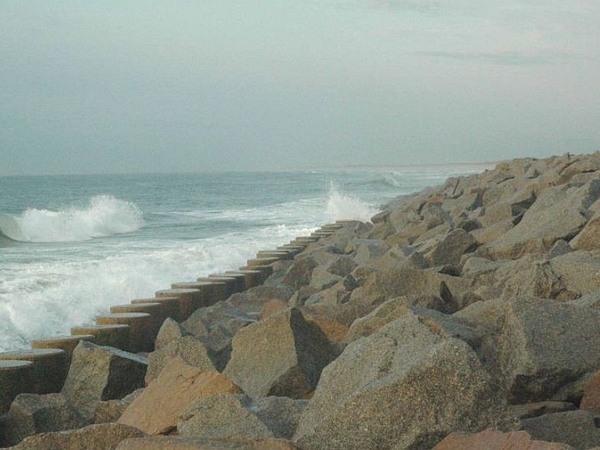 NC science panel urges caution in use of hardened structures to protect coastline