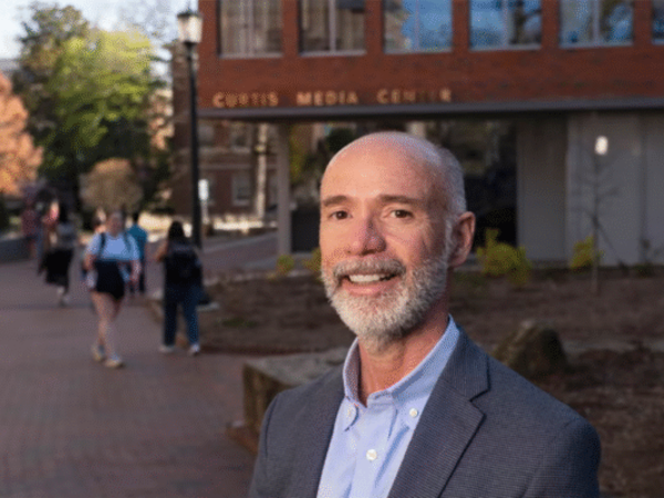 UNC Hussman dean to step down in August