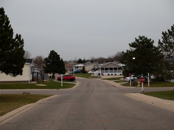 Cheaper manufactured homes could be having a moment, if only states can catch up