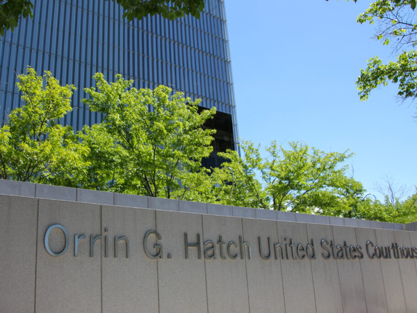 Utah couple to spend four days in jail after admitting to helping a man flee ICE 