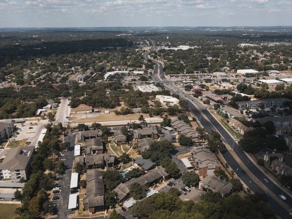 Six charts that explain how Texas’ suburbs became a midterm battleground