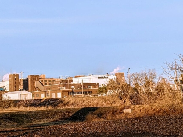 China owns little US farmland, but many lawmakers are worried