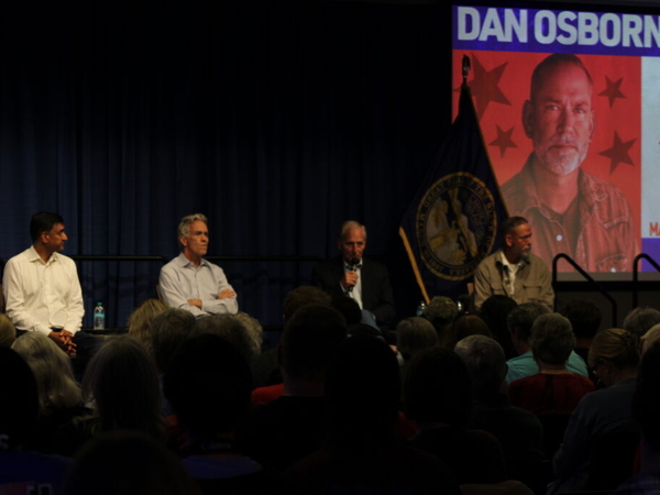 At ‘cross-partisan’ town hall, Osborn shares stage with Democrat, ex-Republican and former RNC chair