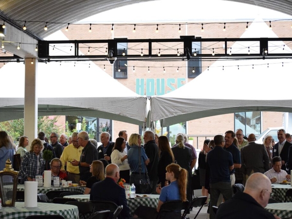 Northwest Arkansas growing pains, national concerns top issues at Springdale political gathering 