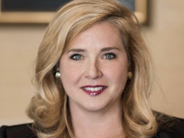 USC governing board elects first chairwoman