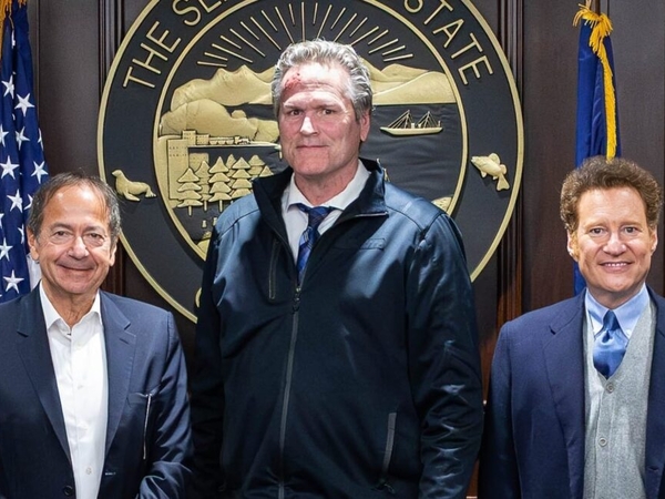 After spending big on Donlin, billionaire sells stake in company with Ambler prospects