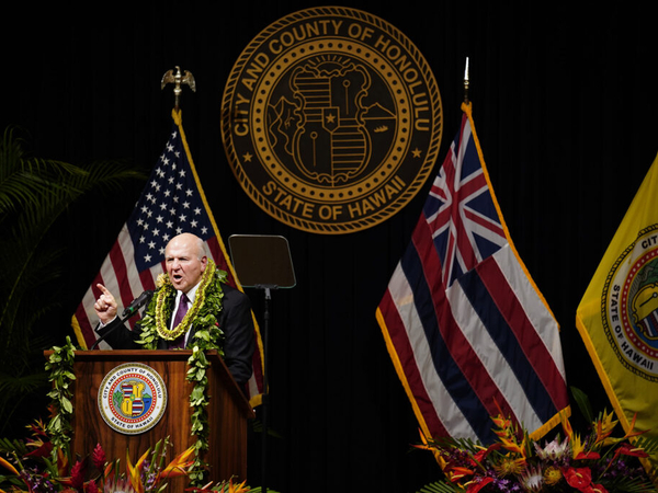 Honolulu Officials Accept Raises Without Hearing Public Opposition