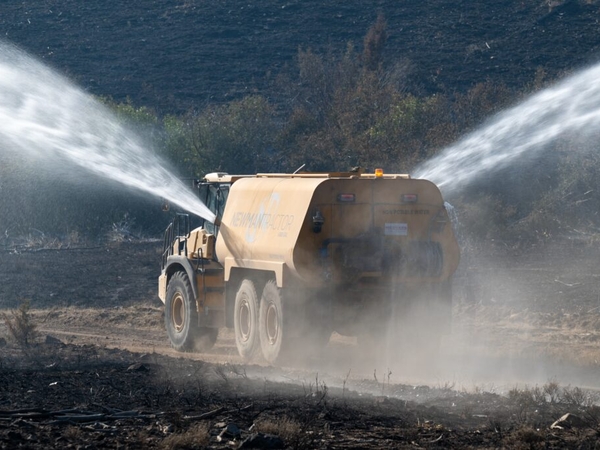 Crews building transmission line use equipment to help fight wildfires near Oregon-Idaho order