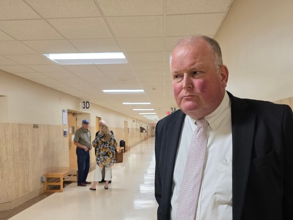 Judge refuses to block election official from dissolving No Labels Kansas party