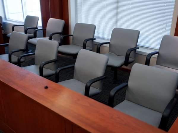 Louisiana public defenders struggle to cover expenses, audit report says