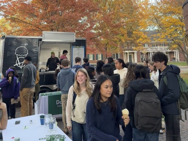 With student IDs barred from the New Hampshire polls, campus organizers increase voter outreach