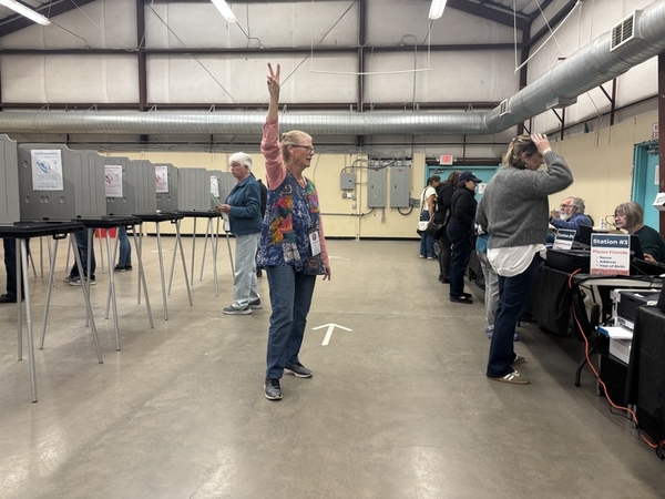 New Mexico expands voting locations on Saturday, rolls out new tool for poll challengers