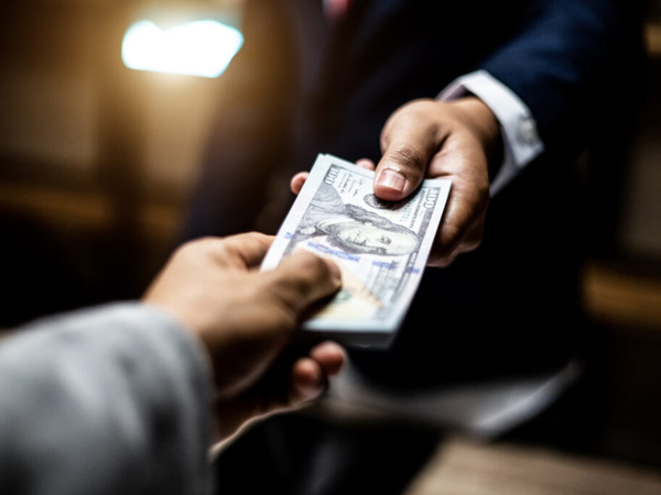 Republicans, Democrats and independents agree: Corruption is a huge problem