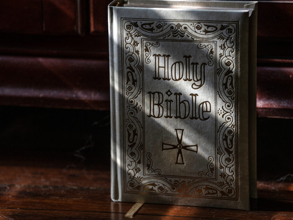At least 3 school districts vote to display Ten Commandments allowed by new Tennessee law