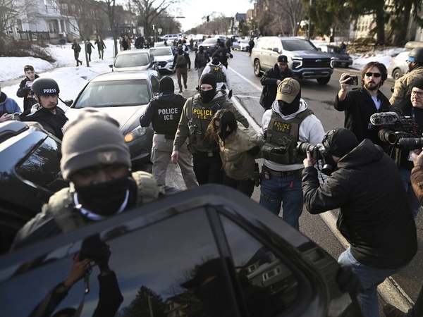 US DOJ says ICE won’t comply with Milwaukee mask ban, rebukes mayor