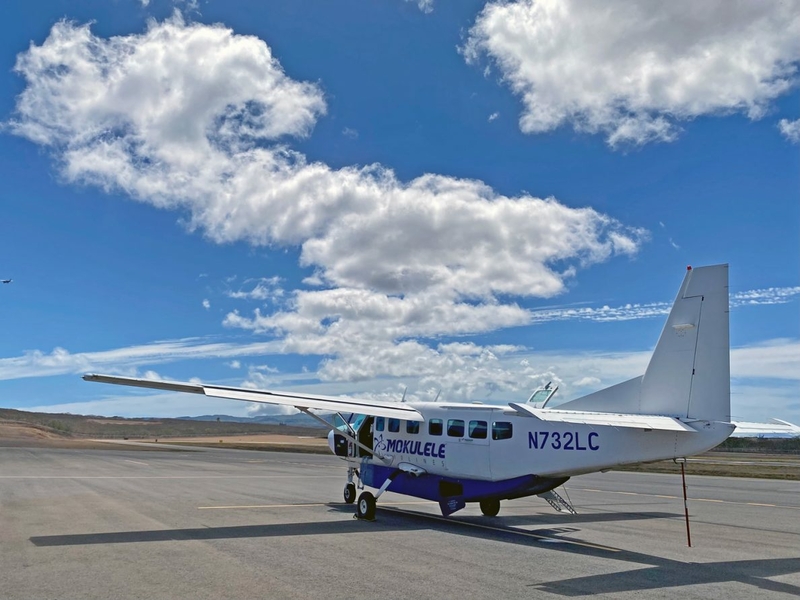 Mokulele Airlines is the only commercial air carrier that continues to service the islands on Molokai and Lanai, where boarding an airplane to deliver a baby on Oahu is an accepted way of life. (Nathan Eagle/Civil Beat/2022)